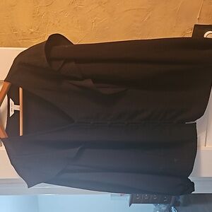 Nine West ruffle shoulder blouse size Large